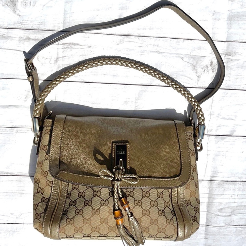 SOON 🎀GUCCI Canvas Bella Flap Crossbody